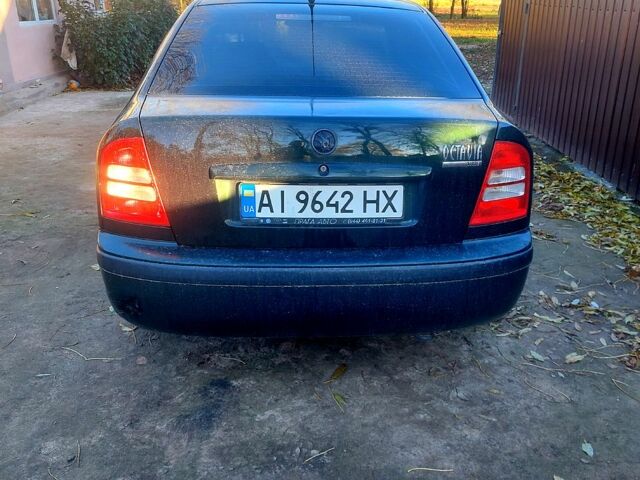 Зеленый Шкода Октавия, объемом двигателя 1.6 л и пробегом 190 тыс. км за 4000 $, фото 2 на Automoto.ua