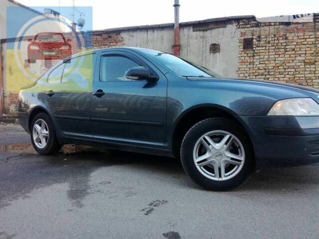 Зеленый Шкода Октавия, объемом двигателя 1.6 л и пробегом 272 тыс. км за 4950 $, фото 2 на Automoto.ua