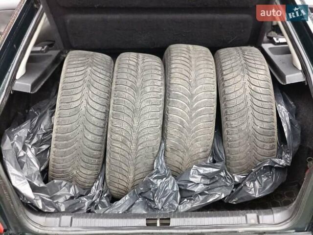 Зеленый Шкода Октавия, объемом двигателя 1.6 л и пробегом 301 тыс. км за 2800 $, фото 9 на Automoto.ua