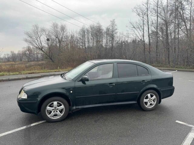 Зелений Шкода Октавія, об'ємом двигуна 2 л та пробігом 300 тис. км за 4500 $, фото 2 на Automoto.ua