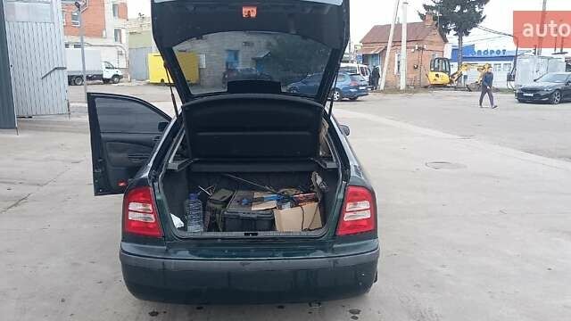 Зеленый Шкода Октавия, объемом двигателя 1.78 л и пробегом 261 тыс. км за 4500 $, фото 6 на Automoto.ua