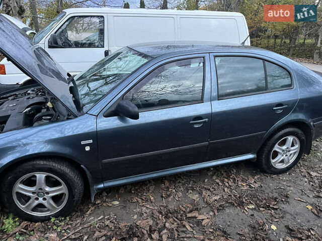 Зеленый Шкода Октавия, объемом двигателя 0 л и пробегом 333 тыс. км за 2100 $, фото 3 на Automoto.ua