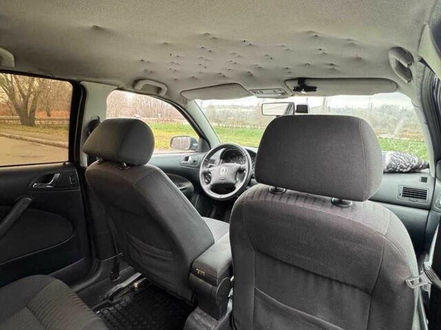 Зелений Шкода Октавія, об'ємом двигуна 2 л та пробігом 300 тис. км за 4500 $, фото 4 на Automoto.ua