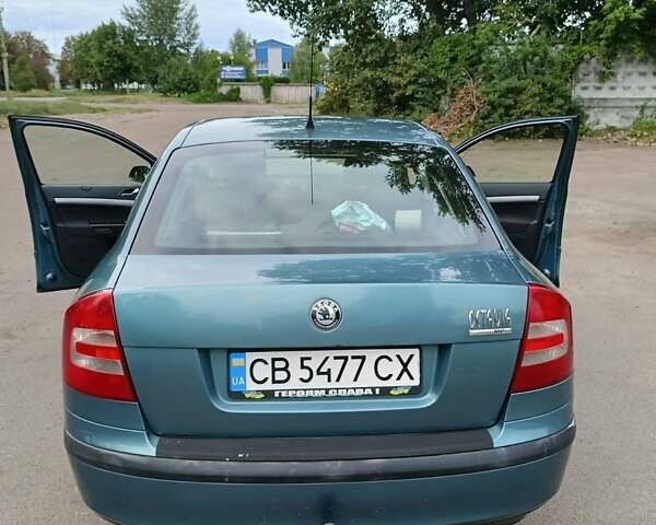 Зелений Шкода Октавія, об'ємом двигуна 1.6 л та пробігом 335 тис. км за 5850 $, фото 1 на Automoto.ua
