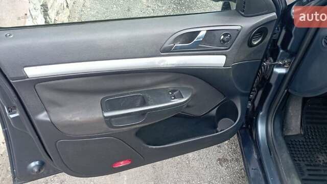 Зеленый Шкода Октавия, объемом двигателя 1.6 л и пробегом 287 тыс. км за 5600 $, фото 12 на Automoto.ua