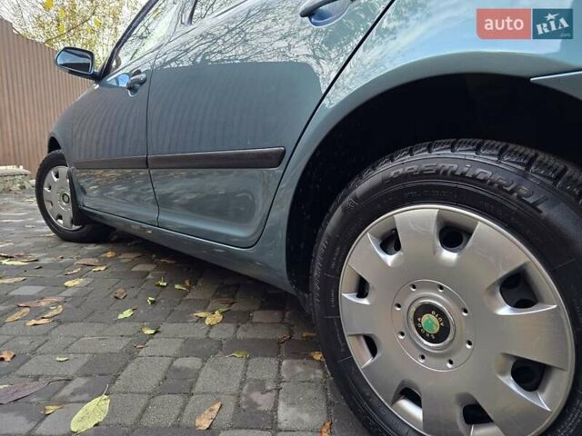 Зеленый Шкода Октавия, объемом двигателя 1.6 л и пробегом 275 тыс. км за 6000 $, фото 13 на Automoto.ua