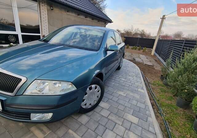 Зеленый Шкода Октавия, объемом двигателя 1.6 л и пробегом 173 тыс. км за 5300 $, фото 11 на Automoto.ua