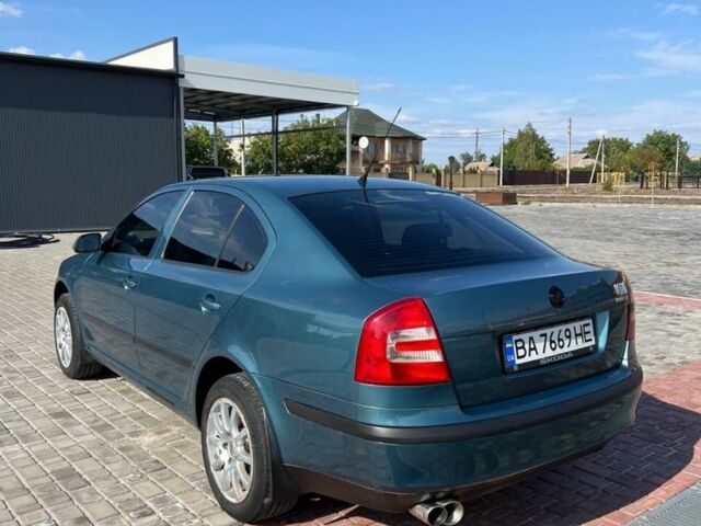 Шкода Октавия 2005 в Днепре (Днепропетровске) на Automoto.ua Зеленый Шкода Октавия, объемом двигателя 1.6 л и пробегом 264 тыс. км за 6400 $, фото 3 на Automoto.ua