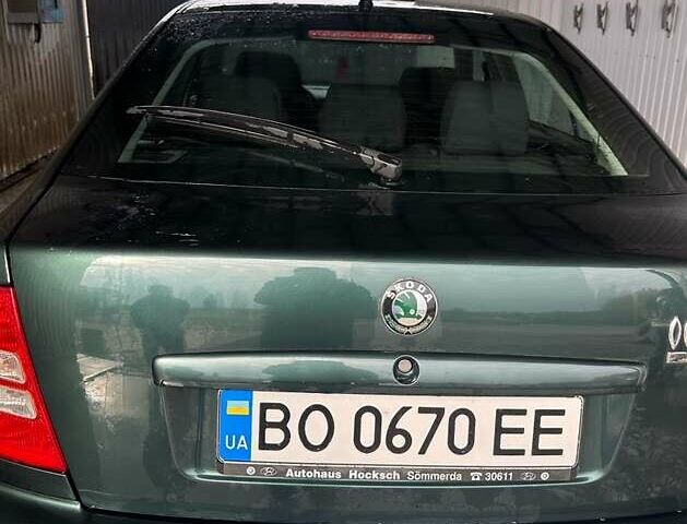 Зеленый Шкода Октавия, объемом двигателя 1.6 л и пробегом 162 тыс. км за 4500 $, фото 3 на Automoto.ua