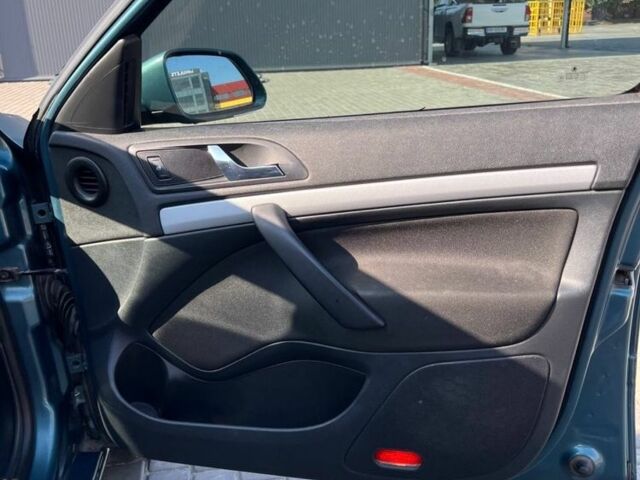 Шкода Октавия 2005 в Днепре (Днепропетровске) на Automoto.ua Зеленый Шкода Октавия, объемом двигателя 1.6 л и пробегом 264 тыс. км за 6400 $, фото 10 на Automoto.ua