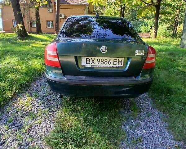Зеленый Шкода Октавия, объемом двигателя 1.6 л и пробегом 251 тыс. км за 5500 $, фото 3 на Automoto.ua
