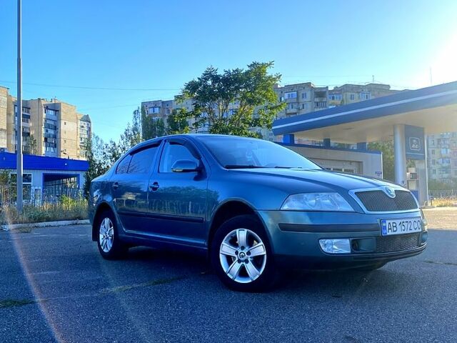 Зелений Шкода Октавія, об'ємом двигуна 1.6 л та пробігом 251 тис. км за 5500 $, фото 1 на Automoto.ua
