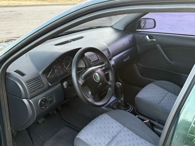 Зеленый Шкода Октавия, объемом двигателя 2 л и пробегом 220 тыс. км за 4999 $, фото 13 на Automoto.ua