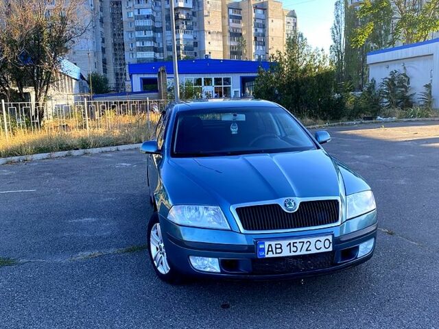 Зелений Шкода Октавія, об'ємом двигуна 1.6 л та пробігом 251 тис. км за 5500 $, фото 2 на Automoto.ua