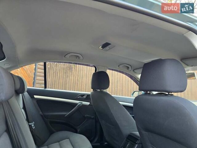 Зеленый Шкода Октавия, объемом двигателя 1.6 л и пробегом 275 тыс. км за 6000 $, фото 87 на Automoto.ua