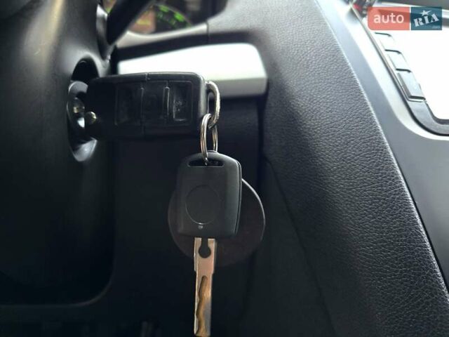 Зеленый Шкода Октавия, объемом двигателя 1.6 л и пробегом 275 тыс. км за 6000 $, фото 101 на Automoto.ua