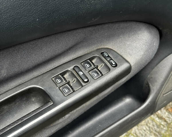Зелений Шкода Октавія, об'ємом двигуна 2 л та пробігом 212 тис. км за 3699 $, фото 14 на Automoto.ua