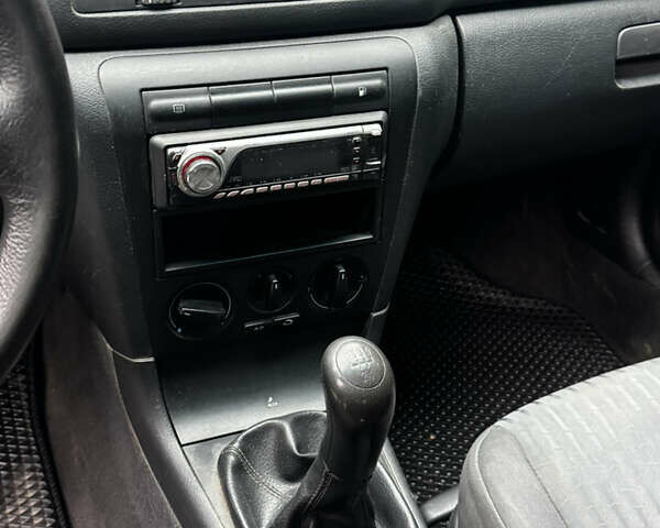 Зелений Шкода Октавія, об'ємом двигуна 2 л та пробігом 212 тис. км за 3699 $, фото 13 на Automoto.ua