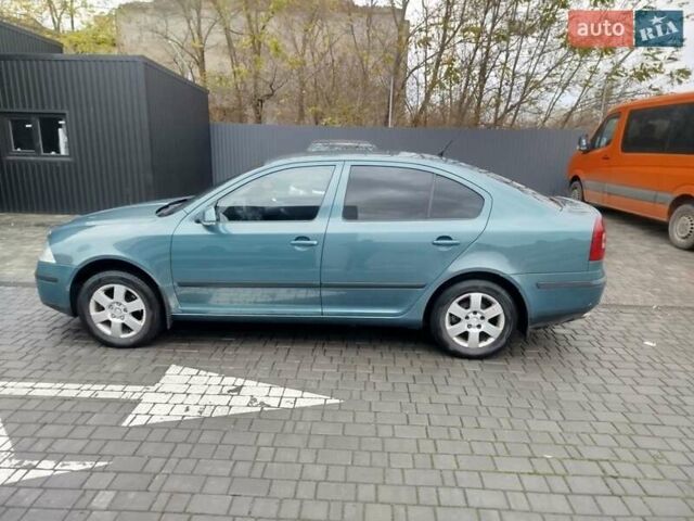 Зелений Шкода Октавія, об'ємом двигуна 1.6 л та пробігом 299 тис. км за 4500 $, фото 10 на Automoto.ua
