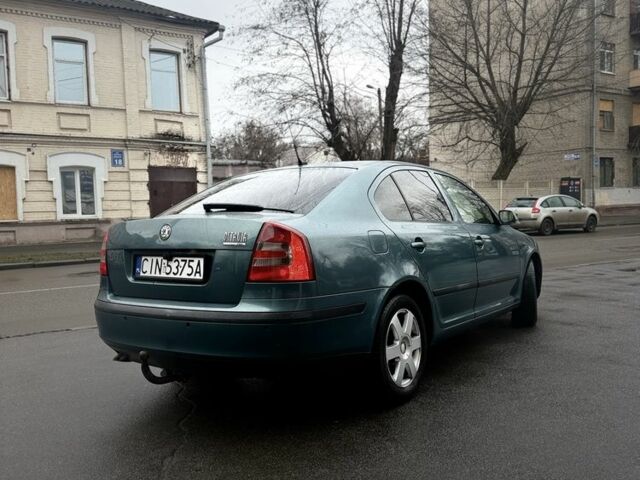 Зеленый Шкода Октавия, объемом двигателя 2 л и пробегом 290 тыс. км за 3200 $, фото 2 на Automoto.ua