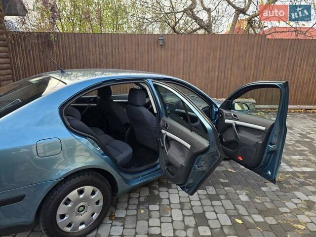 Зеленый Шкода Октавия, объемом двигателя 1.6 л и пробегом 275 тыс. км за 6000 $, фото 81 на Automoto.ua