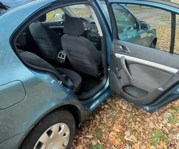 Шкода Октавія 2005 у Конотопе на Automoto.ua Зелений Шкода Октавія, об'ємом двигуна 1.6 л та пробігом 263 тис. км за 5100 $, фото 5 на Automoto.ua
