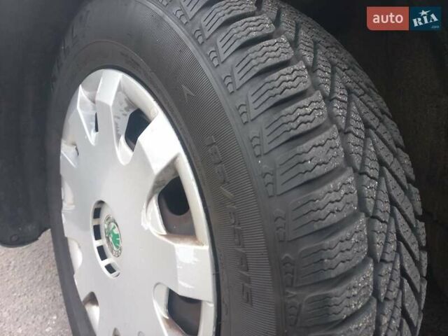 Зеленый Шкода Октавия, объемом двигателя 1.9 л и пробегом 270 тыс. км за 2500 $, фото 9 на Automoto.ua