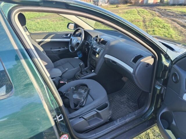 Зеленый Шкода Октавия, объемом двигателя 1.9 л и пробегом 371 тыс. км за 2800 $, фото 7 на Automoto.ua