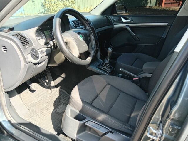 Зелений Шкода Октавія, об'ємом двигуна 1.6 л та пробігом 225 тис. км за 5800 $, фото 8 на Automoto.ua