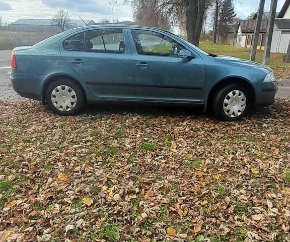 Шкода Октавія 2005 у Конотопе на Automoto.ua Зелений Шкода Октавія, об'ємом двигуна 1.6 л та пробігом 263 тис. км за 5100 $, фото 2 на Automoto.ua