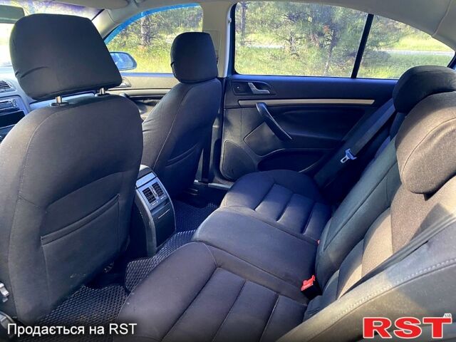 Зеленый Шкода Октавия, объемом двигателя 1.6 л и пробегом 245 тыс. км за 4950 $, фото 4 на Automoto.ua