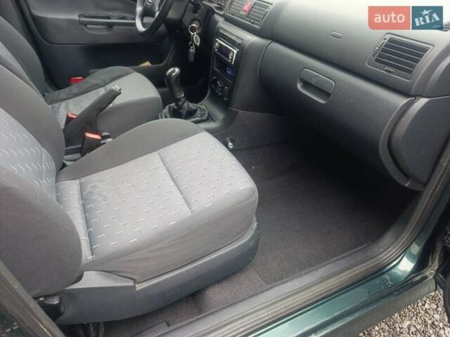 Зеленый Шкода Октавия, объемом двигателя 1.6 л и пробегом 224 тыс. км за 4250 $, фото 18 на Automoto.ua