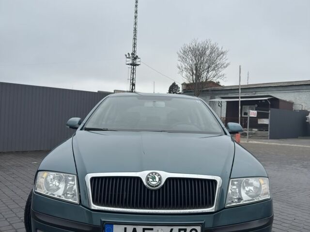 Зелений Шкода Октавія, об'ємом двигуна 1.9 л та пробігом 320 тис. км за 3350 $, фото 2 на Automoto.ua