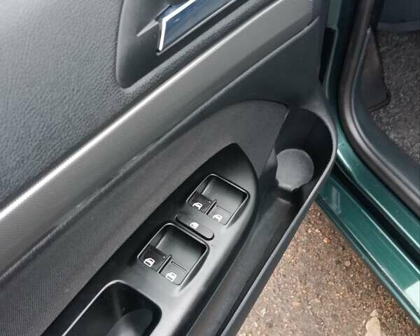 Зеленый Шкода Октавия, объемом двигателя 1.6 л и пробегом 215 тыс. км за 6250 $, фото 35 на Automoto.ua