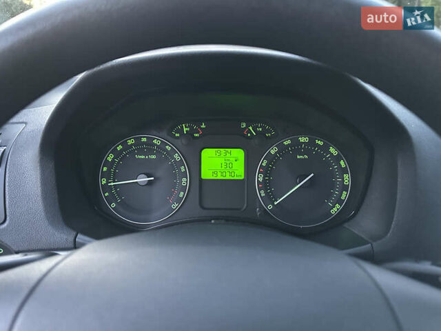Шкода Октавия 2006 в Тернополе на Automoto.ua Зеленый Шкода Октавия, объемом двигателя 1.6 л и пробегом 197 тыс. км за 6850 $, фото 35 на Automoto.ua