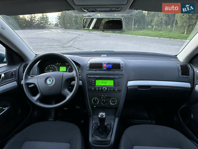 Шкода Октавия 2006 в Тернополе на Automoto.ua Зеленый Шкода Октавия, объемом двигателя 1.6 л и пробегом 197 тыс. км за 6850 $, фото 32 на Automoto.ua