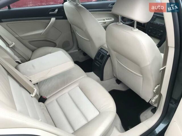 Зеленый Шкода Октавия, объемом двигателя 1.6 л и пробегом 290 тыс. км за 6300 $, фото 6 на Automoto.ua