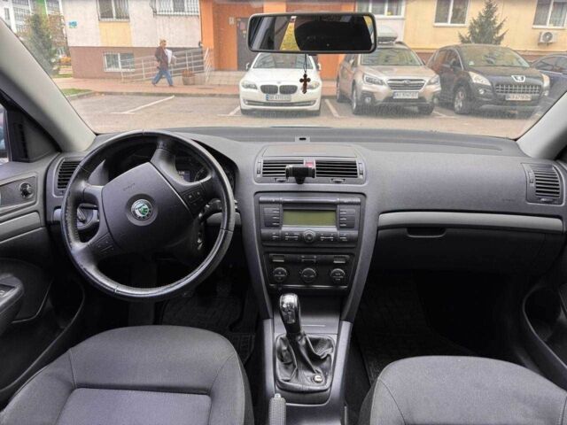 Зелений Шкода Октавія, об'ємом двигуна 1.6 л та пробігом 127 тис. км за 5800 $, фото 5 на Automoto.ua