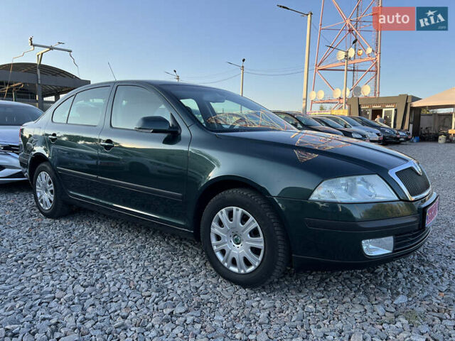 Зелений Шкода Октавія, об'ємом двигуна 1.6 л та пробігом 213 тис. км за 6499 $, фото 18 на Automoto.ua