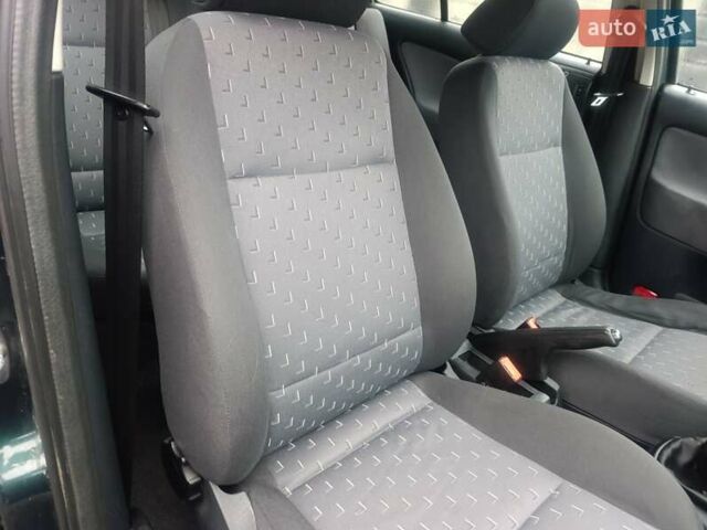 Зеленый Шкода Октавия, объемом двигателя 1.6 л и пробегом 224 тыс. км за 4250 $, фото 20 на Automoto.ua