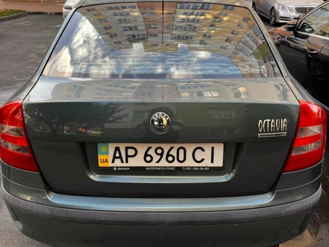 Зелений Шкода Октавія, об'ємом двигуна 1.6 л та пробігом 127 тис. км за 5800 $, фото 3 на Automoto.ua