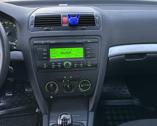 Шкода Октавія 2006 у Тернополі на Automoto.ua Зелений Шкода Октавія, об'ємом двигуна 1.6 л та пробігом 197 тис. км за 6750 $, фото 39 на Automoto.ua