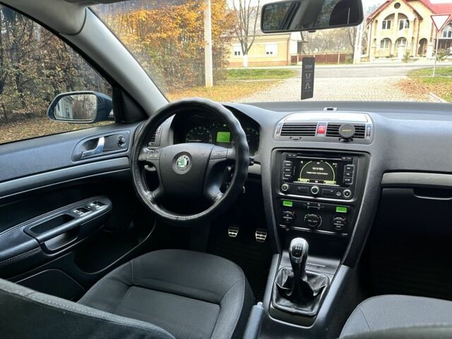 Зеленый Шкода Октавия, объемом двигателя 2 л и пробегом 330 тыс. км за 5550 $, фото 2 на Automoto.ua