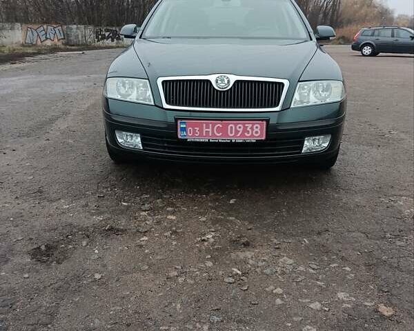 Зеленый Шкода Октавия, объемом двигателя 1.6 л и пробегом 215 тыс. км за 6250 $, фото 9 на Automoto.ua