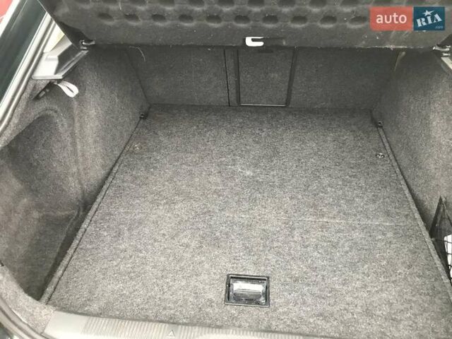 Зеленый Шкода Октавия, объемом двигателя 1.6 л и пробегом 290 тыс. км за 6300 $, фото 3 на Automoto.ua