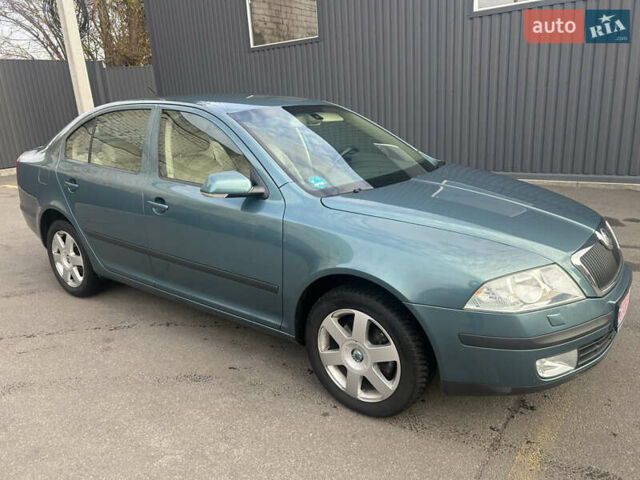Зелений Шкода Октавія, об'ємом двигуна 1.98 л та пробігом 219 тис. км за 6500 $, фото 1 на Automoto.ua