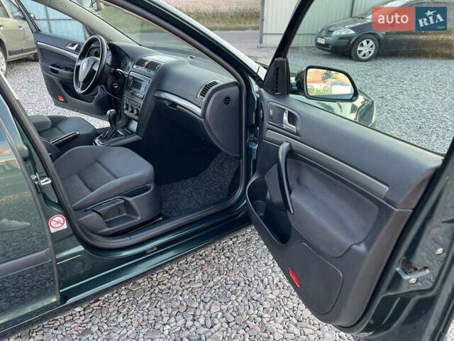 Зелений Шкода Октавія, об'ємом двигуна 1.6 л та пробігом 213 тис. км за 6499 $, фото 35 на Automoto.ua