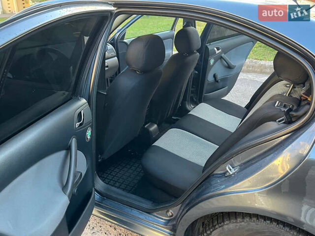 Зелений Шкода Октавія, об'ємом двигуна 1.6 л та пробігом 392 тис. км за 4400 $, фото 16 на Automoto.ua