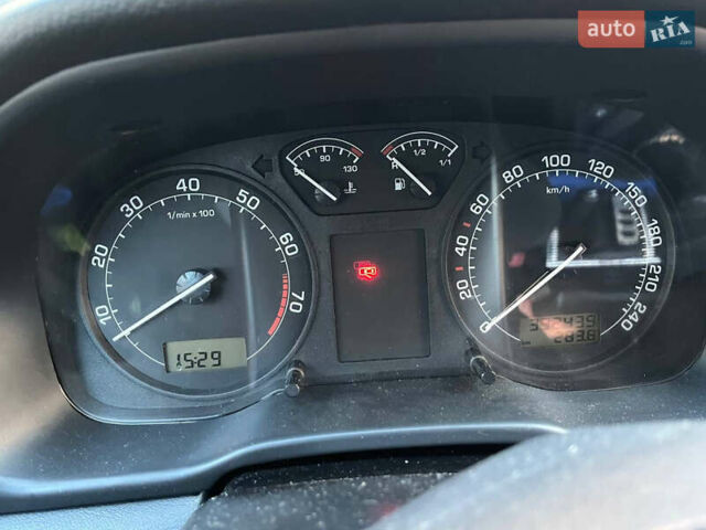 Зелений Шкода Октавія, об'ємом двигуна 1.6 л та пробігом 392 тис. км за 4400 $, фото 11 на Automoto.ua