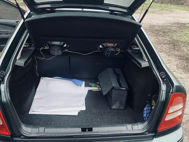 Зелений Шкода Октавія, об'ємом двигуна 1.6 л та пробігом 222 тис. км за 5150 $, фото 4 на Automoto.ua